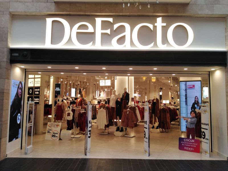 Photo von DeFacto in Istanbul