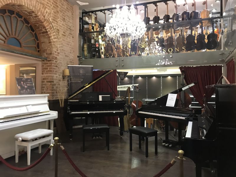 Foto 2 von Zuhal Müzik in Istanbul